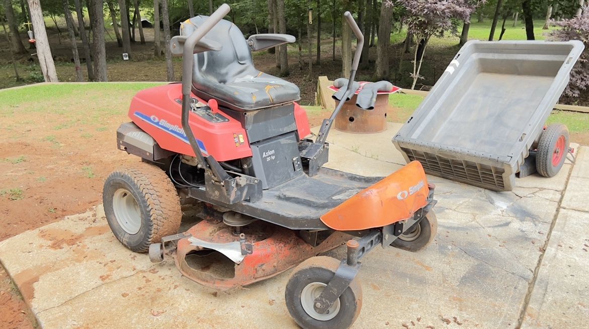Simplicity Axion 20hp zero turn