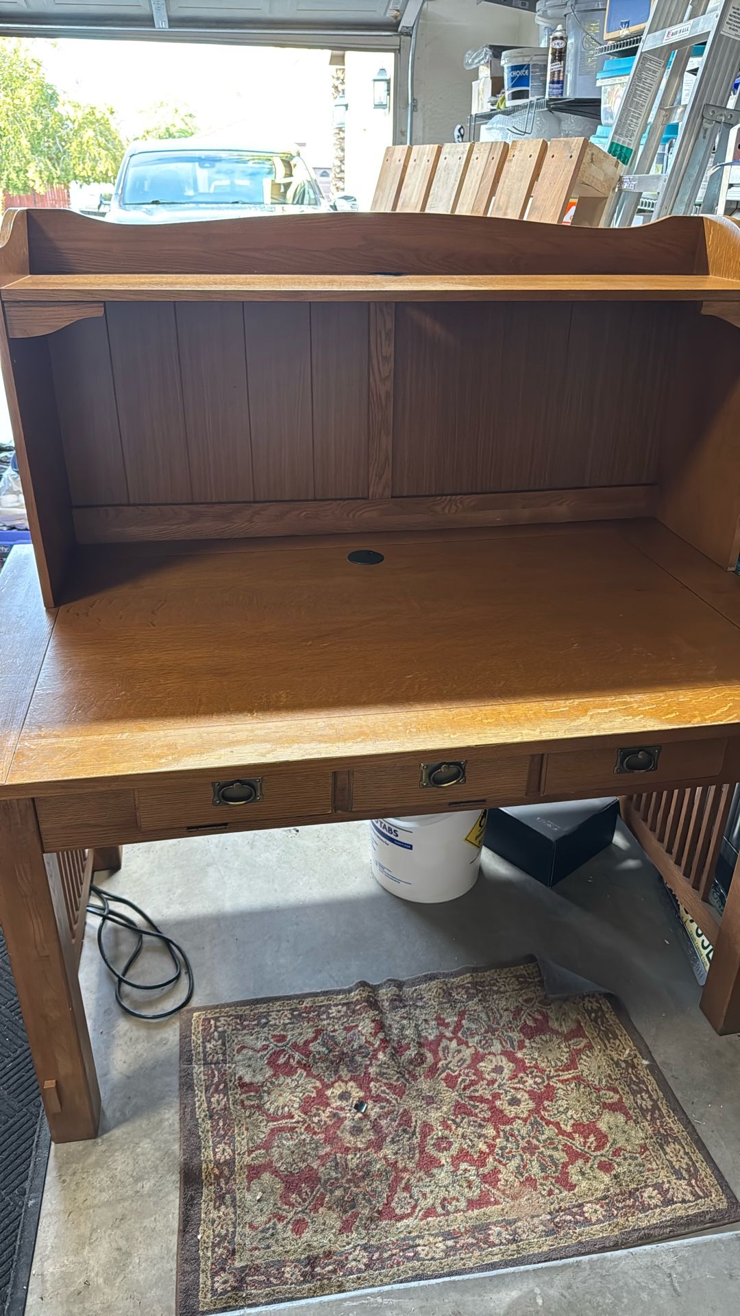Desk And 2 Drawer Filing Cabinet