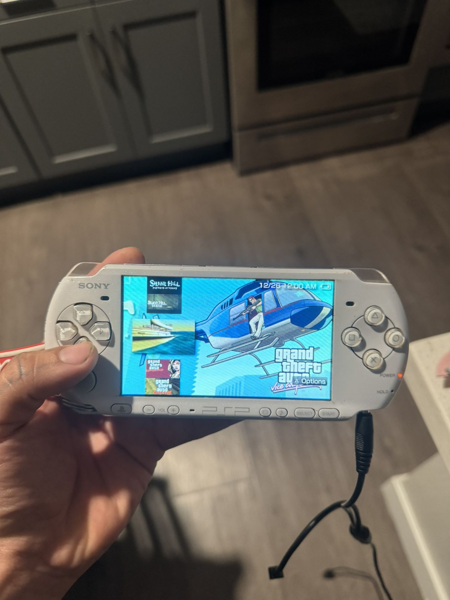 PSP 3000 main image 3