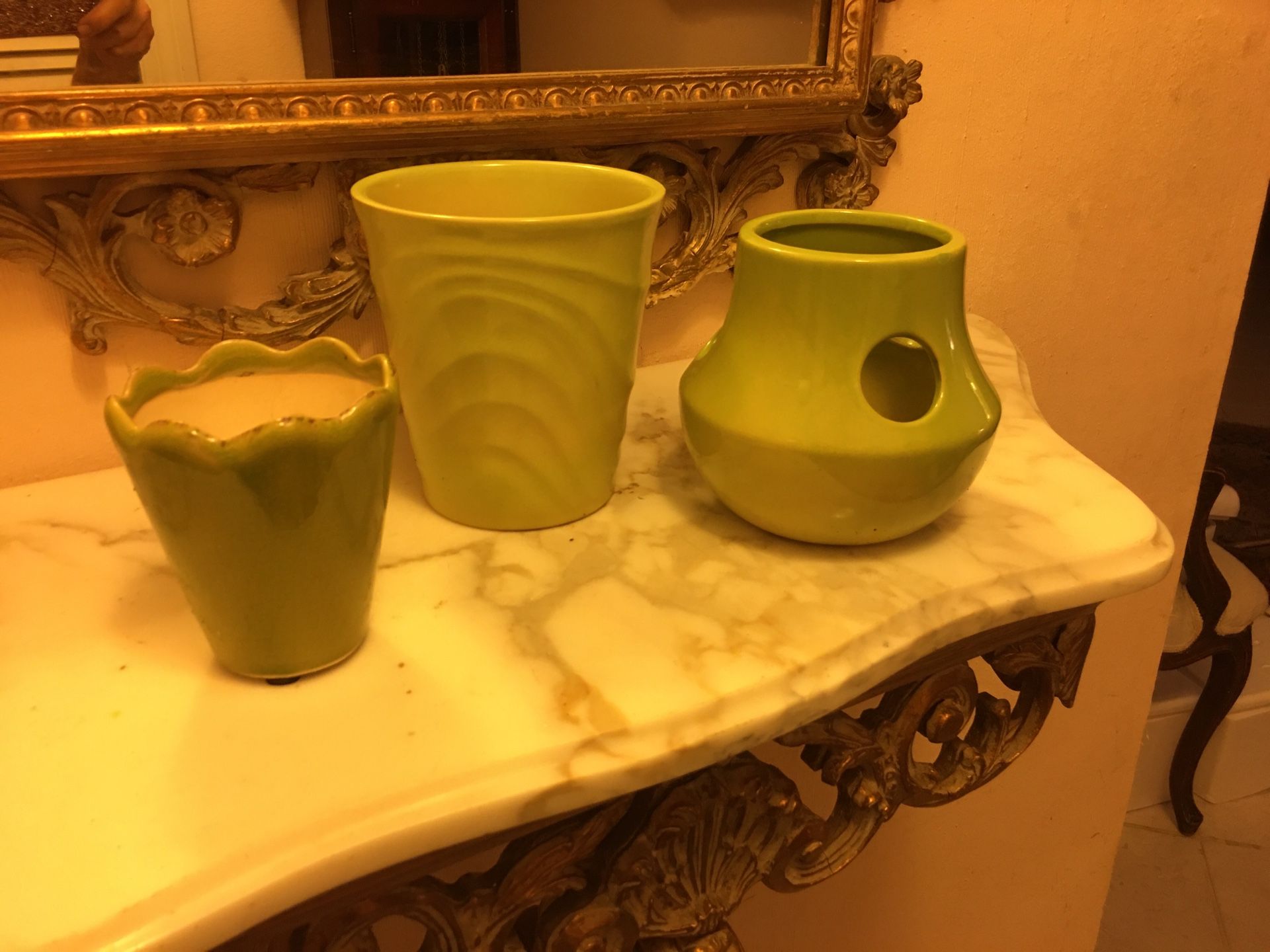 Lovely 3 apple green glazed ceramic pots, one for bulbs. Mint