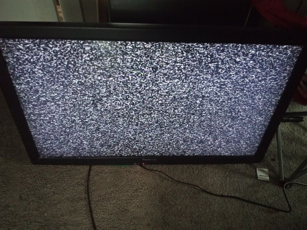 Panasonic Flatscreens 2 Of Them