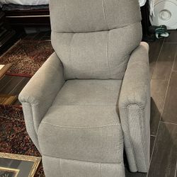 Reclining chair For Free