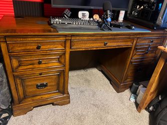 Aspen home desk