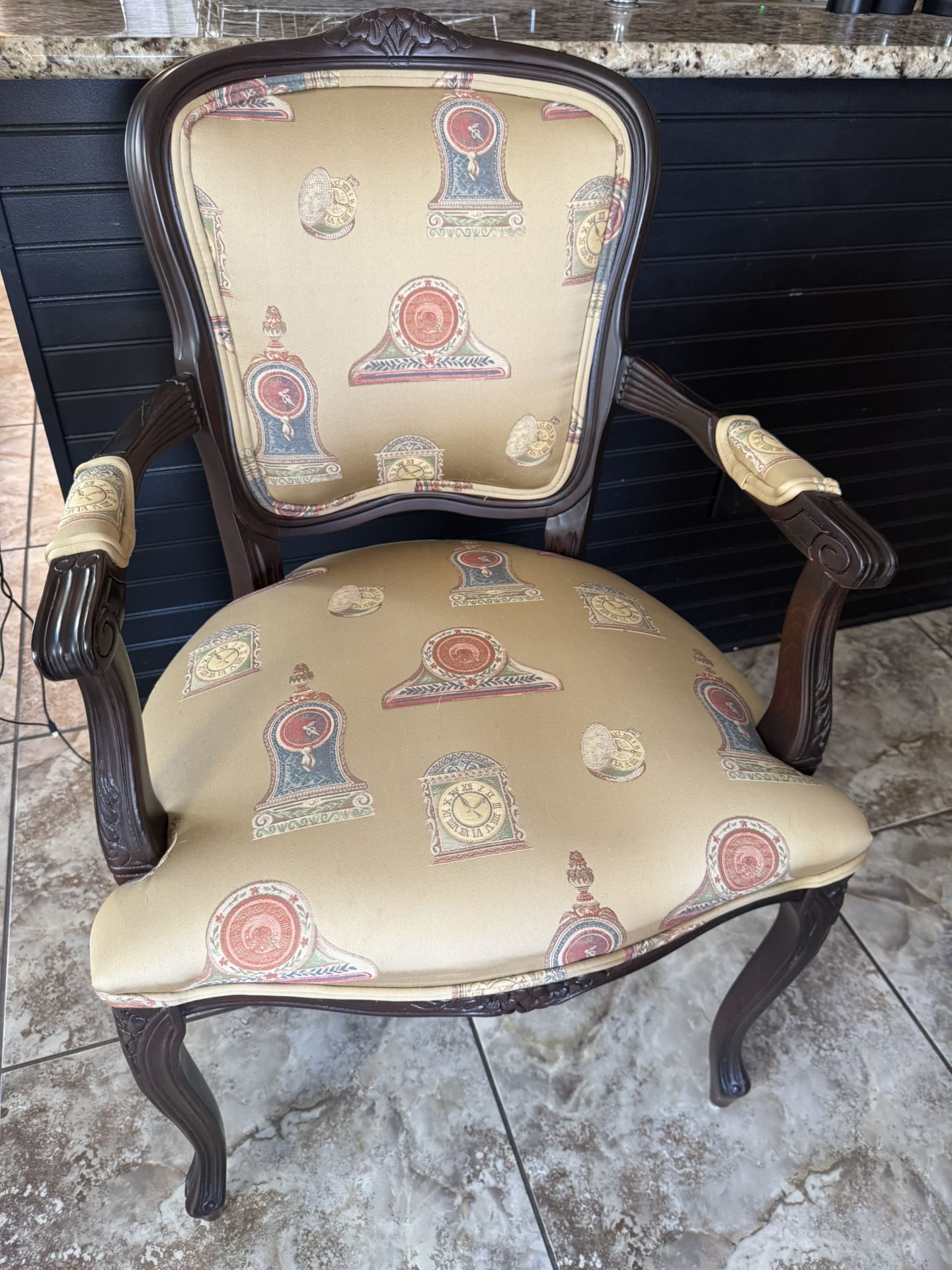 Elegant Louis XV Accent Chair – Solid Wood Frame, Excellent Condition