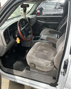 Chevrolet Silverado 1500 Extended Cab Pickup