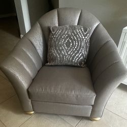 Accent chair * Excellent Condition!  $50 