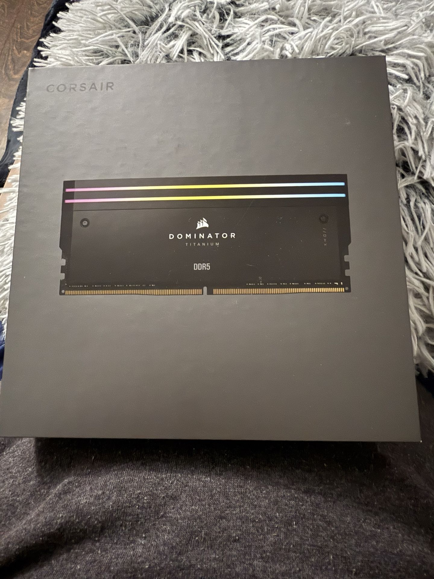 CORSAIR Dominator Titanium RGB DDR5 RAM 96GB