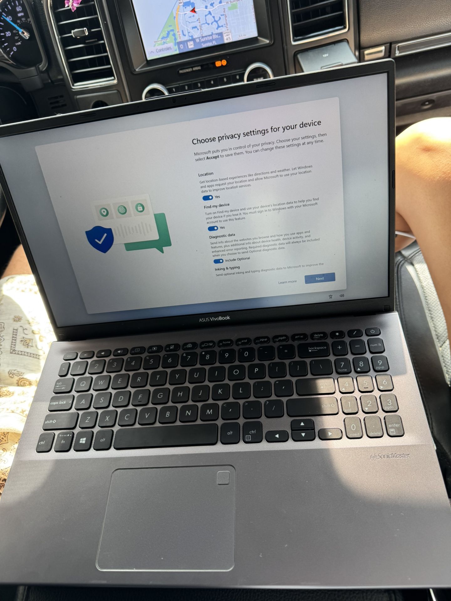 Laptop Asus Vivobook