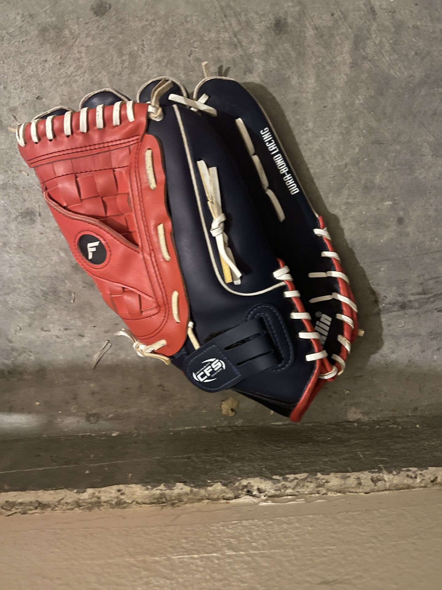 Franklin Baseball Glove