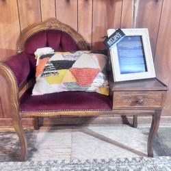 Vintage 1950’s Telephone/gossip Table 