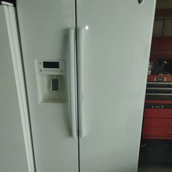 Used GE Fridge