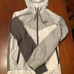 Mens Small Nike Windbreaker