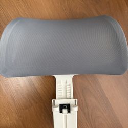 Branch Ergonomic Chair Headrest Graphite