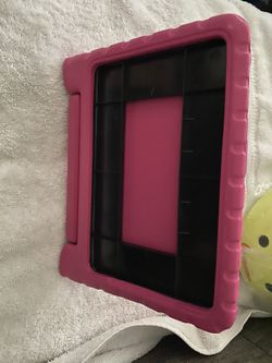 Tablet case for iPad new 5 for only $8 😊👍