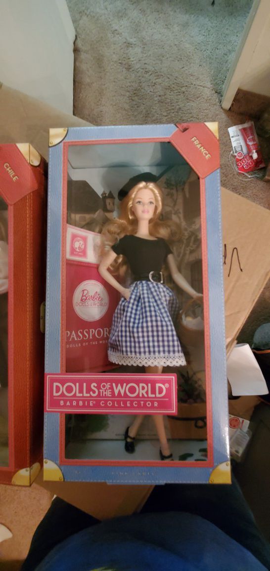 Barbie DOLLS OF THE WORLD France