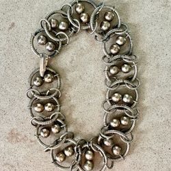 🟤 Beautiful vintage antique gold tone metal bracelet with beads