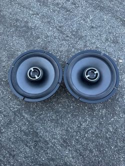 Alpine 6.5 two speakers