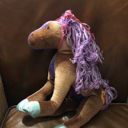 Groovy, girls plush horse