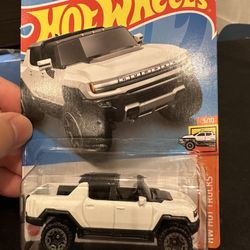 2021 Hot Wheels Hot Trucks Hummer EV
