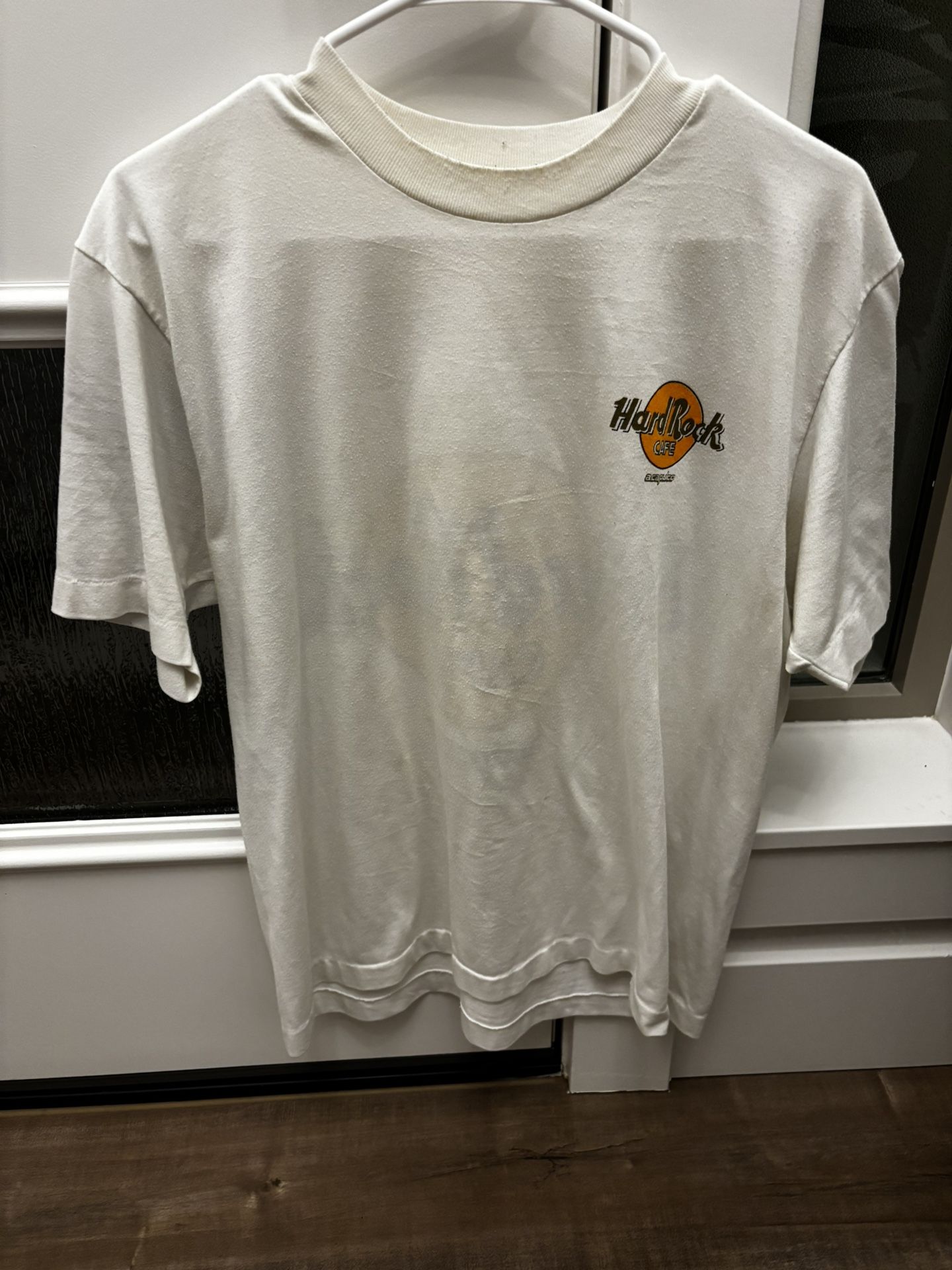 Vintage Hard Rock White T-shirt