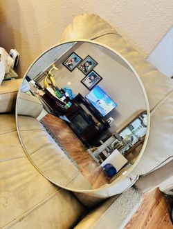 Circle Mirror