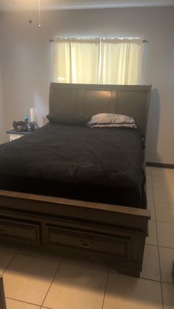 Wood Bed Frame with Storage Drawers and Dresser