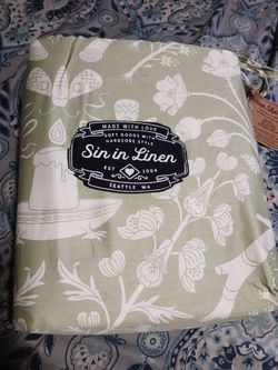 Queen Linen