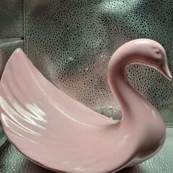 Vintage Saturday Knight Ltd Pink Ceramic Swan Figurine Hand Towel Holder