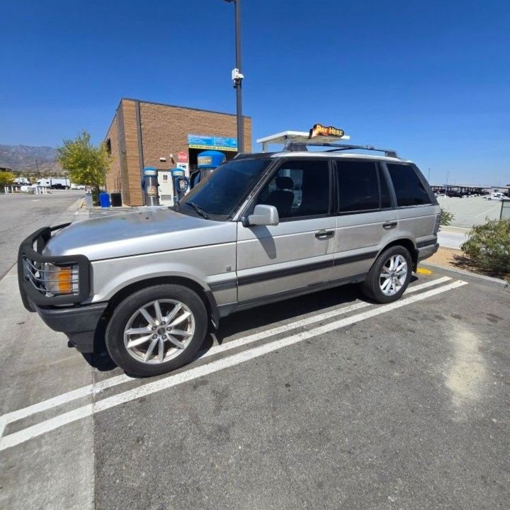 Range Rover 124k Miles Needs Rear Window Replaced for Sale in Banning ...