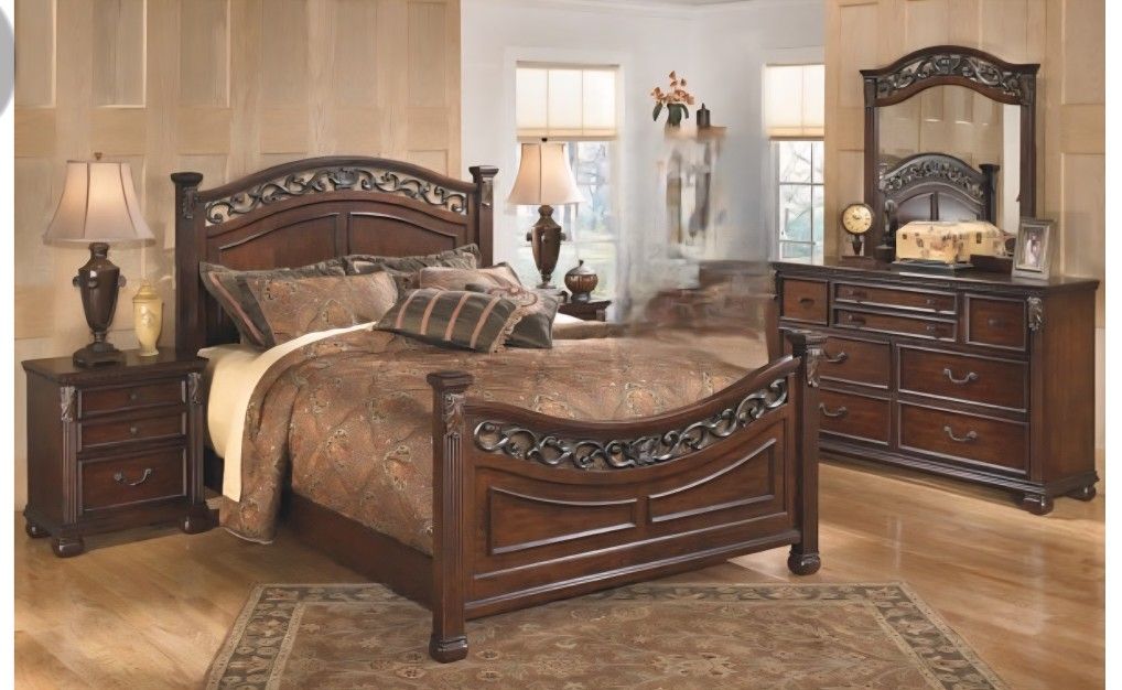 Ashley Furniture Queen Bedroom Set