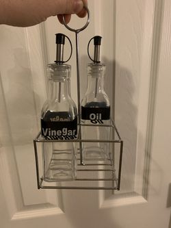 Vinegar and oil holder