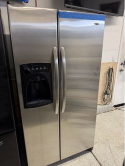 Side-by-side refrigerator