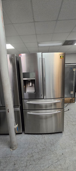 Samsung 4‑Door French Door Fridge – Stainless, Ice/Water Dispenser