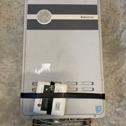 Rheem Outdoor Tankless Water Heater - Model ECO200XLN3 With Controller 