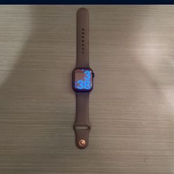 Apple Watch Series 7 w/ Charger