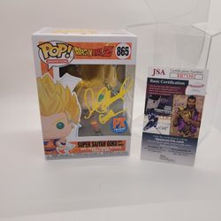 Autographed Super Saiyan Goku With Energy Funko 865