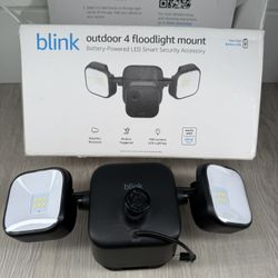 Blink - Outdoor 4 Floodlight Mount Wire-free, 700 lumens,m