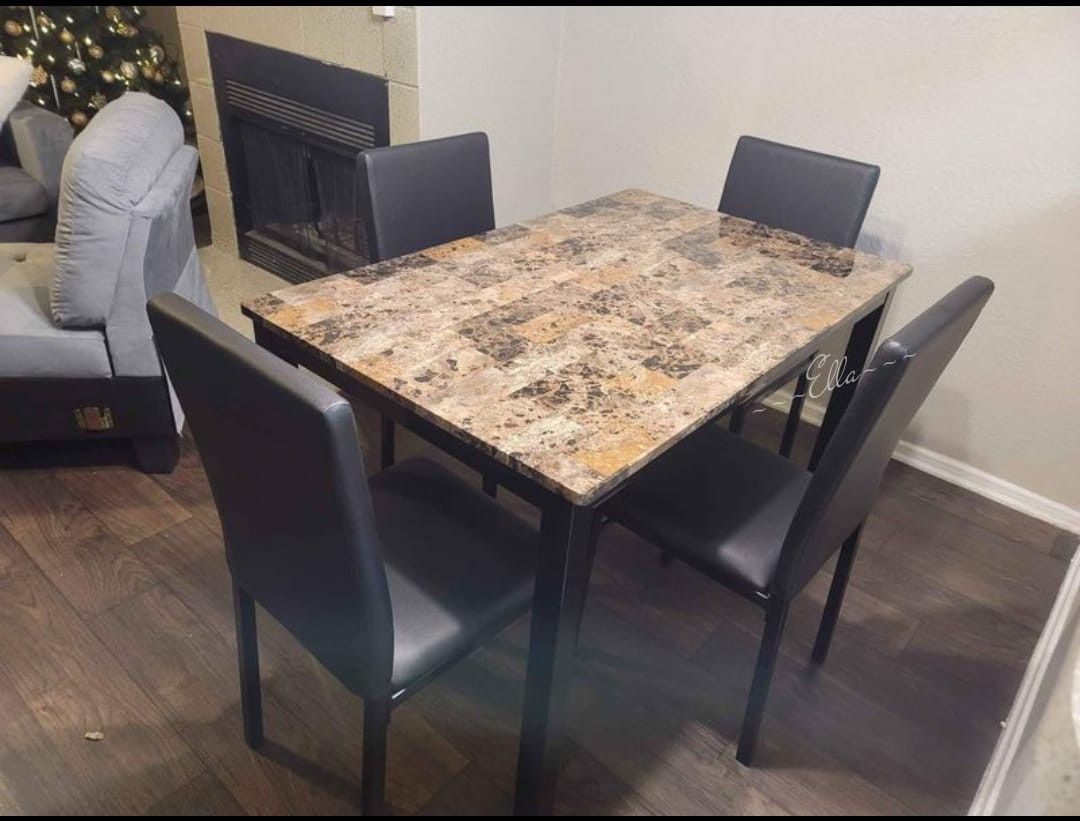 Tempe Dining Set $10 Down Payment And Financing Available