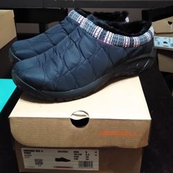 New In Box Merrell Encore Ice 4  Puffs Women's Shoes 