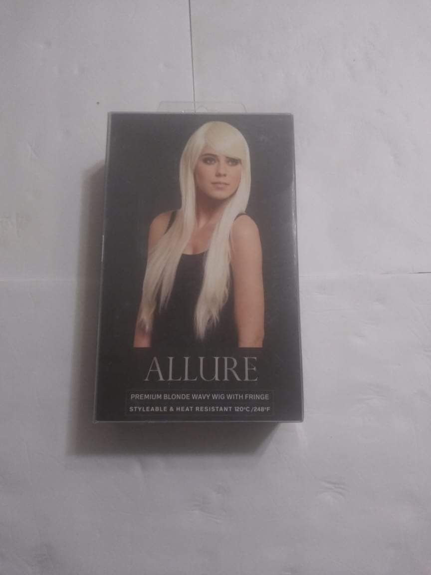 Allure Premium Blond Wavy Wig With Fringe