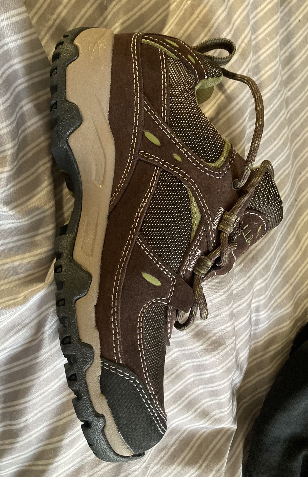 New LL Bean Women’s Hiking Boots/ Shoes Size 6.5 W