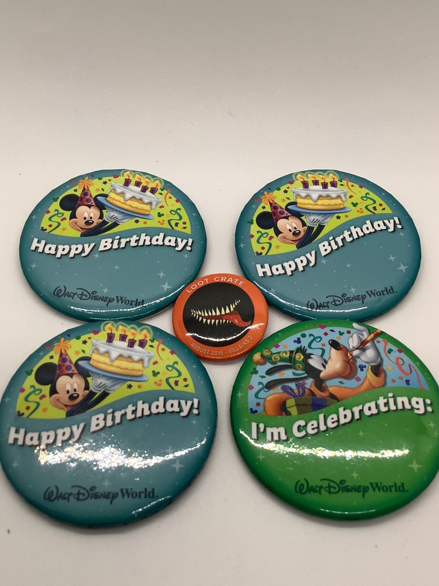 Walt Disney World Button Pins Lot #5