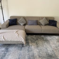Sectional sofa 