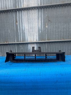 2016 2017 2018 2019 2020 Nissan Rogue Front Bumper Grille Air Shutter (WITH MOTOR)(CON MOTOR)