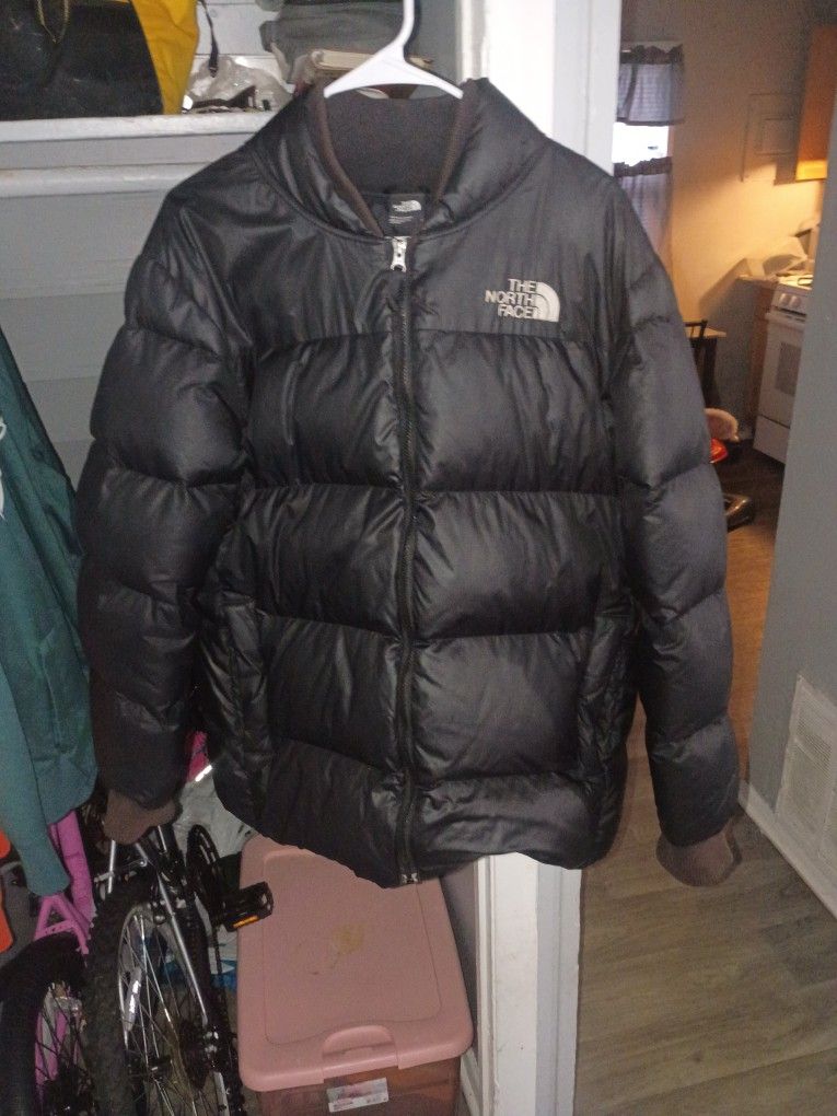 Northface #700 Large Black Bubble Coat 