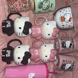 Hello Kitty Cups 