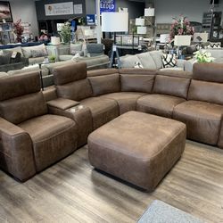 Power Reclining Sectional!