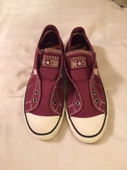 Converse red tennis shoes. Size 7. Worn once