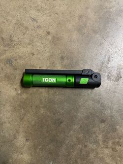 ICON Rechargeable Magnetic Lights (2)