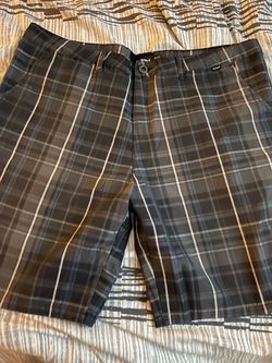 Men’s Hurley shorts